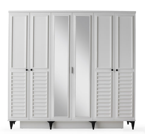 Гардероб Тубай